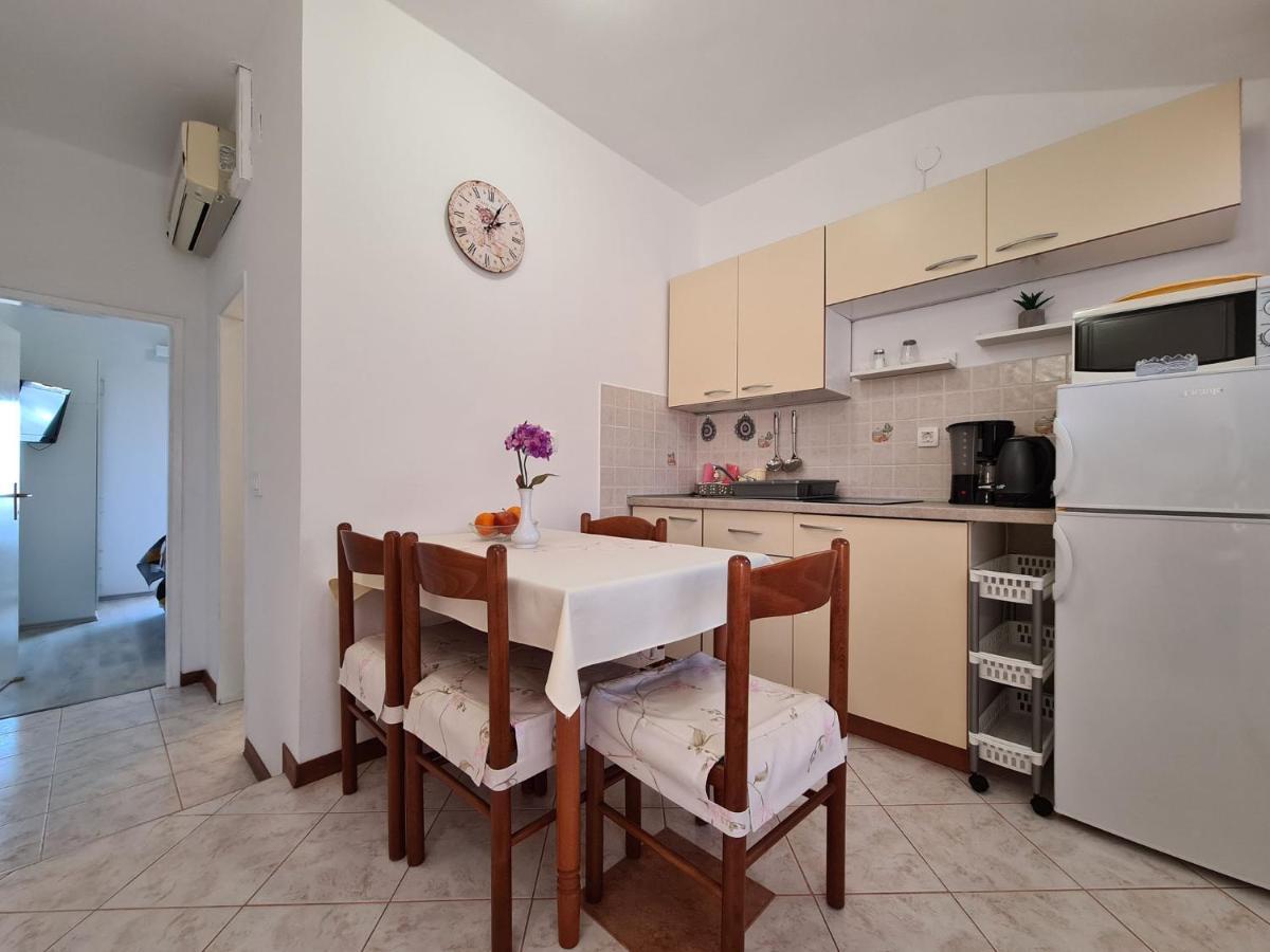 Apartments Slavko 1179 班约勒 外观 照片
