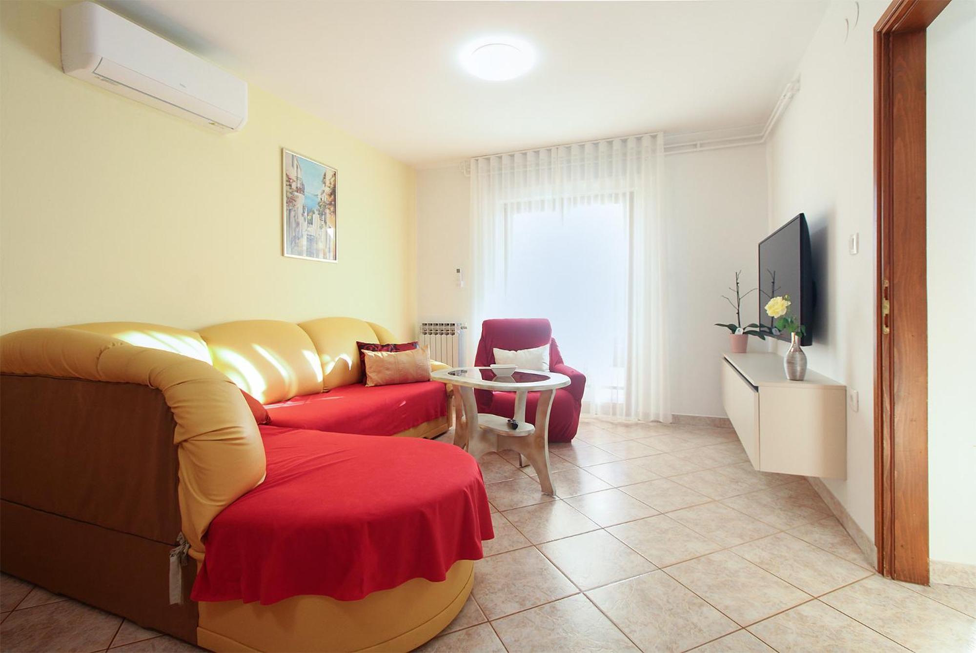 Apartments Slavko 1179 班约勒 外观 照片